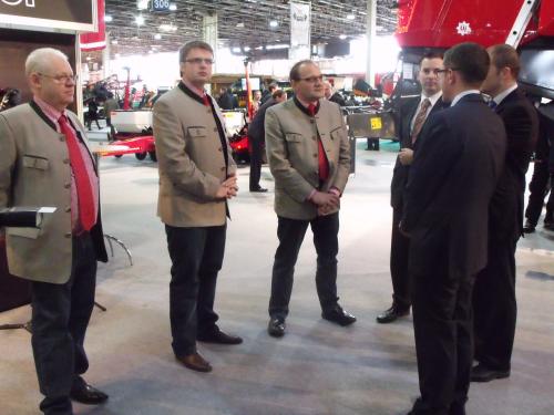 2012agromash25