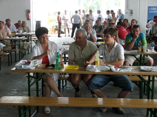 vidám a hangulat