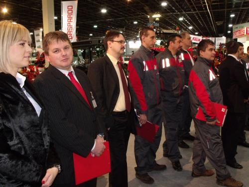 2012agromash01